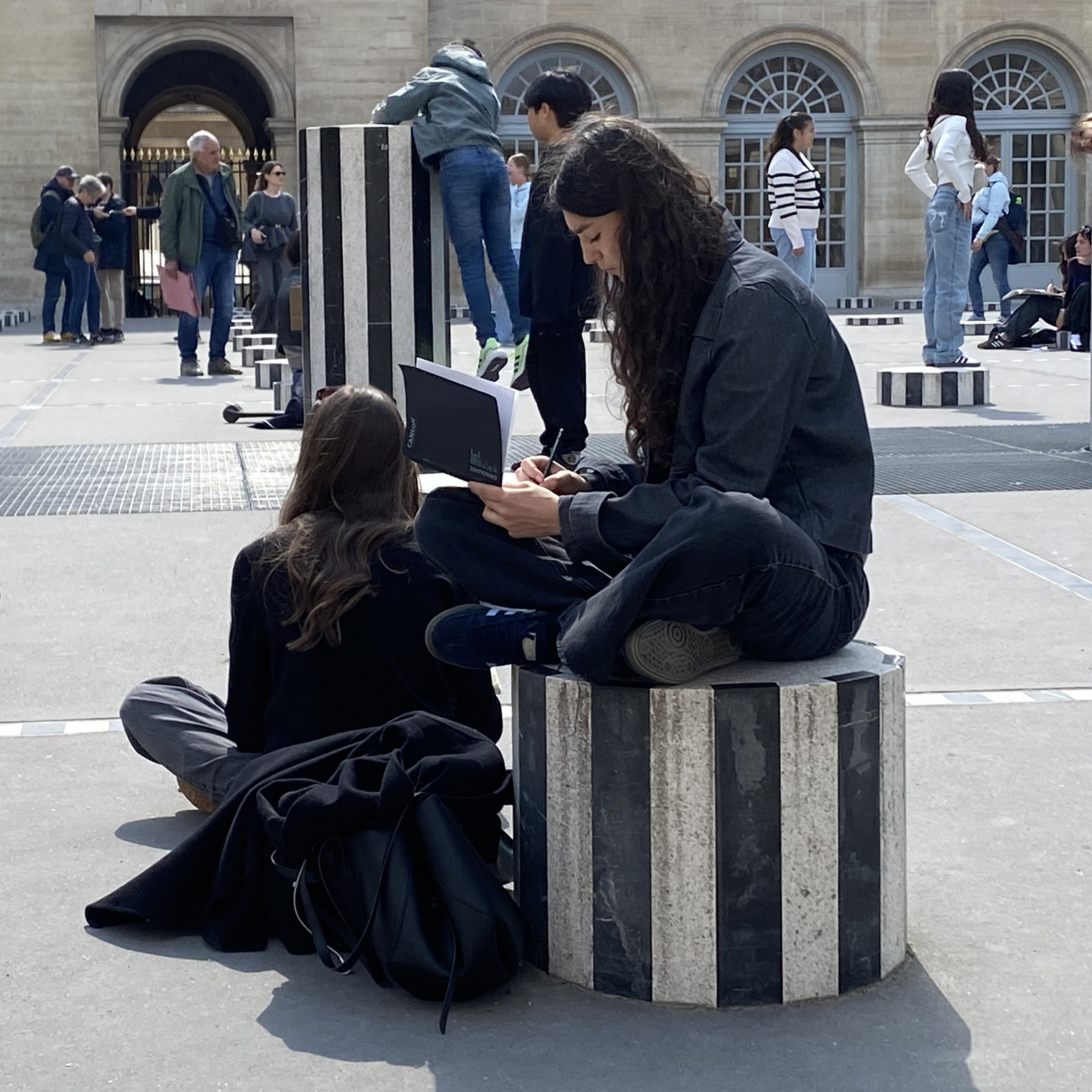 Atelier dessin en plein air - Photo 1